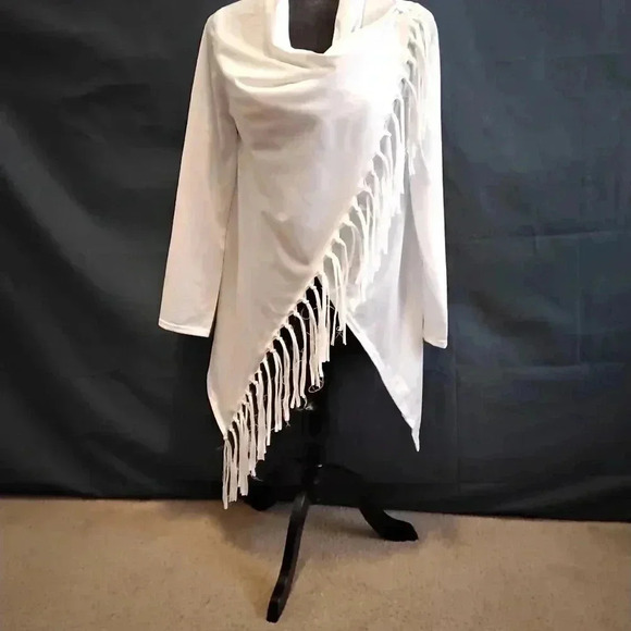 Unbranded Cape S NWOT - Picture 3 of 5